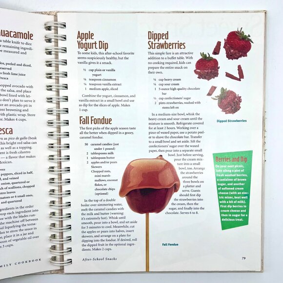 Disneys  Family Cookbook 1996 Spiral Bound Recipes Kids FamilyFun Magazine - Picture 4 of 10